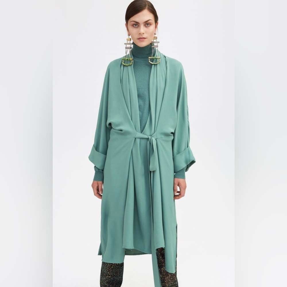 Rodebjer Mabelin Cape Dress